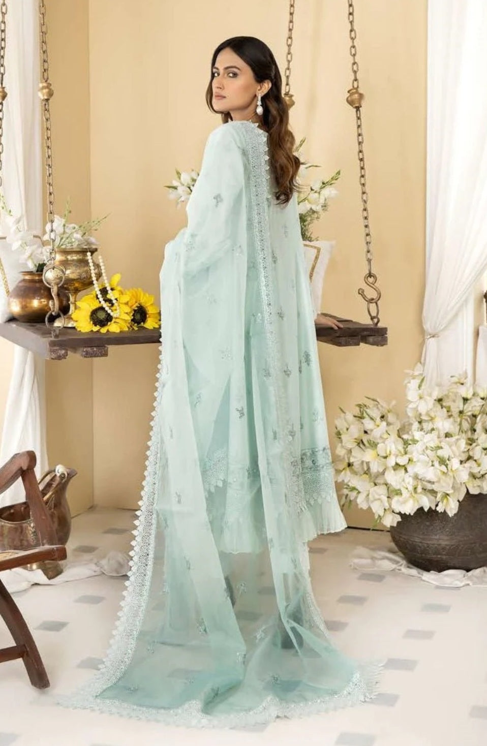 EMBROIDERED DETAILED DRESS WITH ORGANZA DUPATA BY SIMRAN